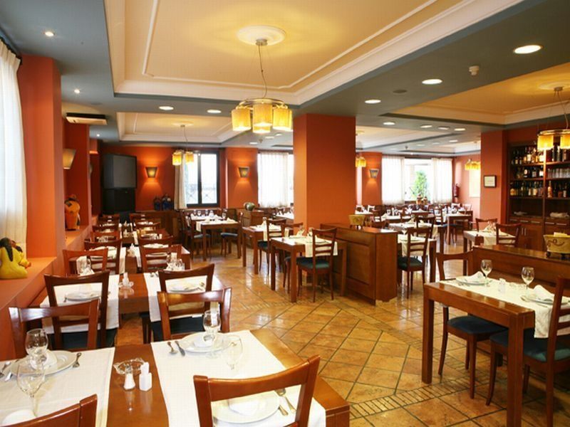 Hotel Restaurante El Tollo Utiel Restaurant photo